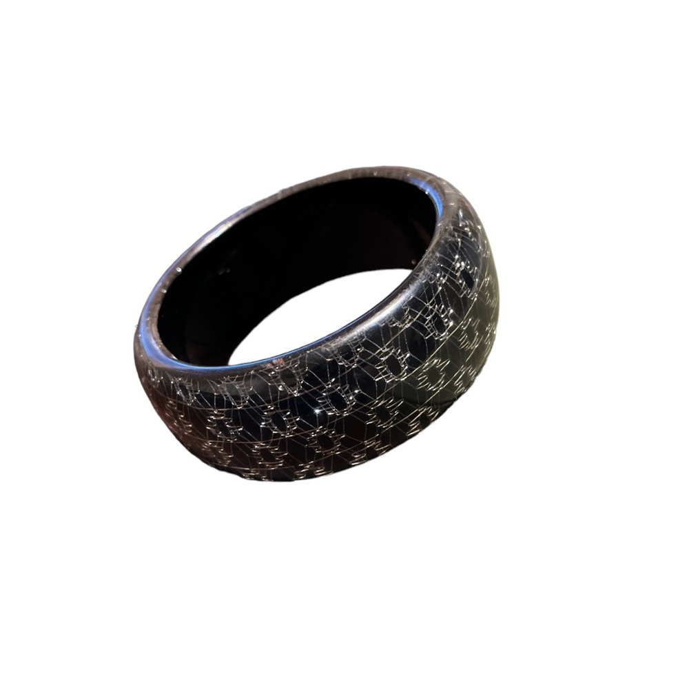 Black Acrylic Bracelet with Silver Wire Design